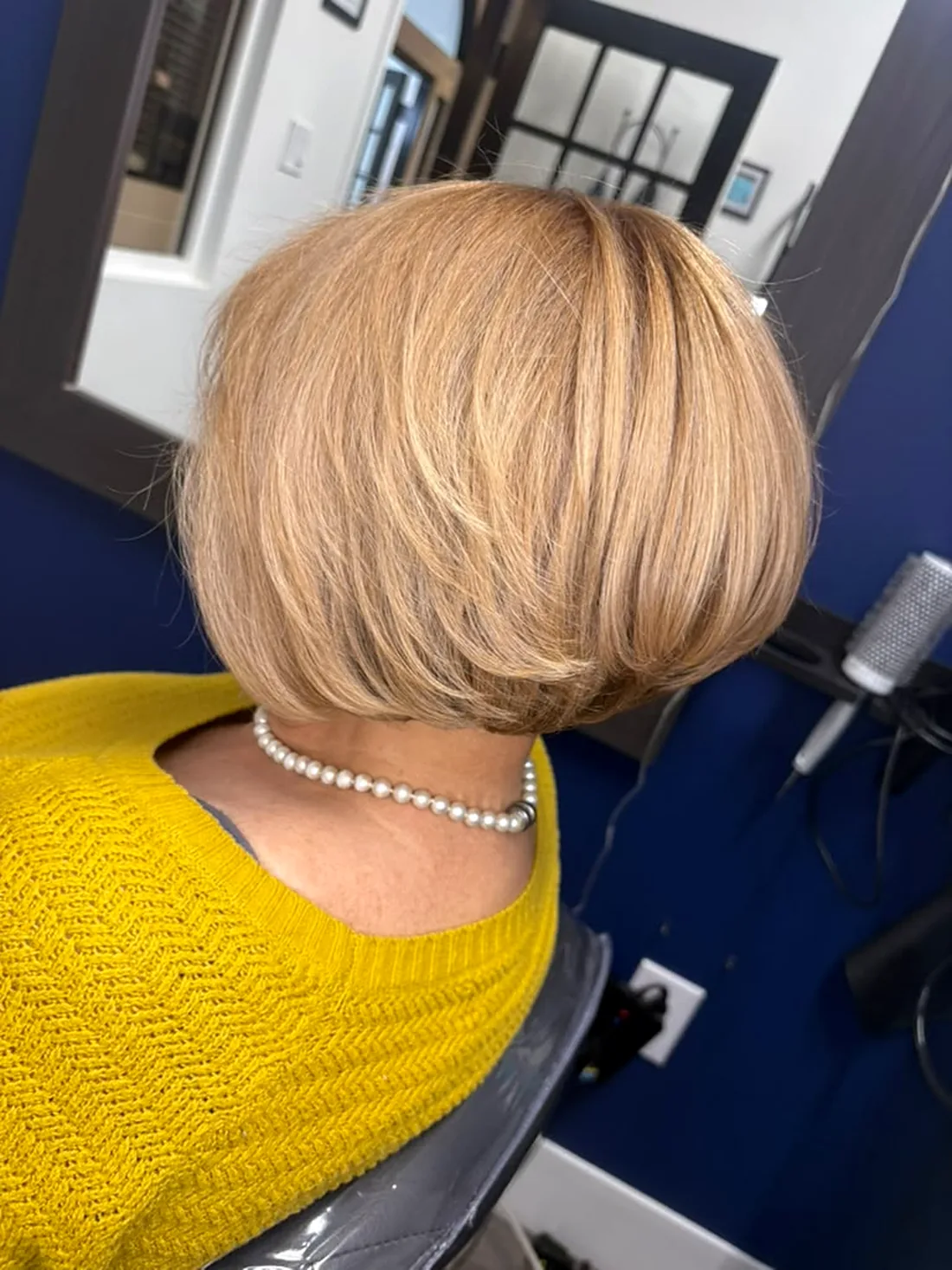 Blonde bob, back view